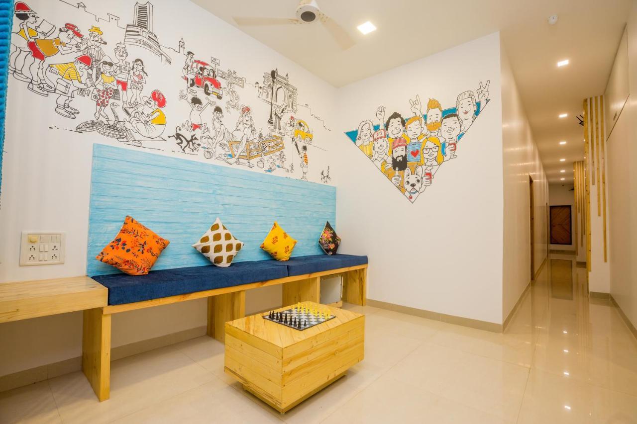 מומביי Nap Manor Hostels מראה חיצוני תמונה
